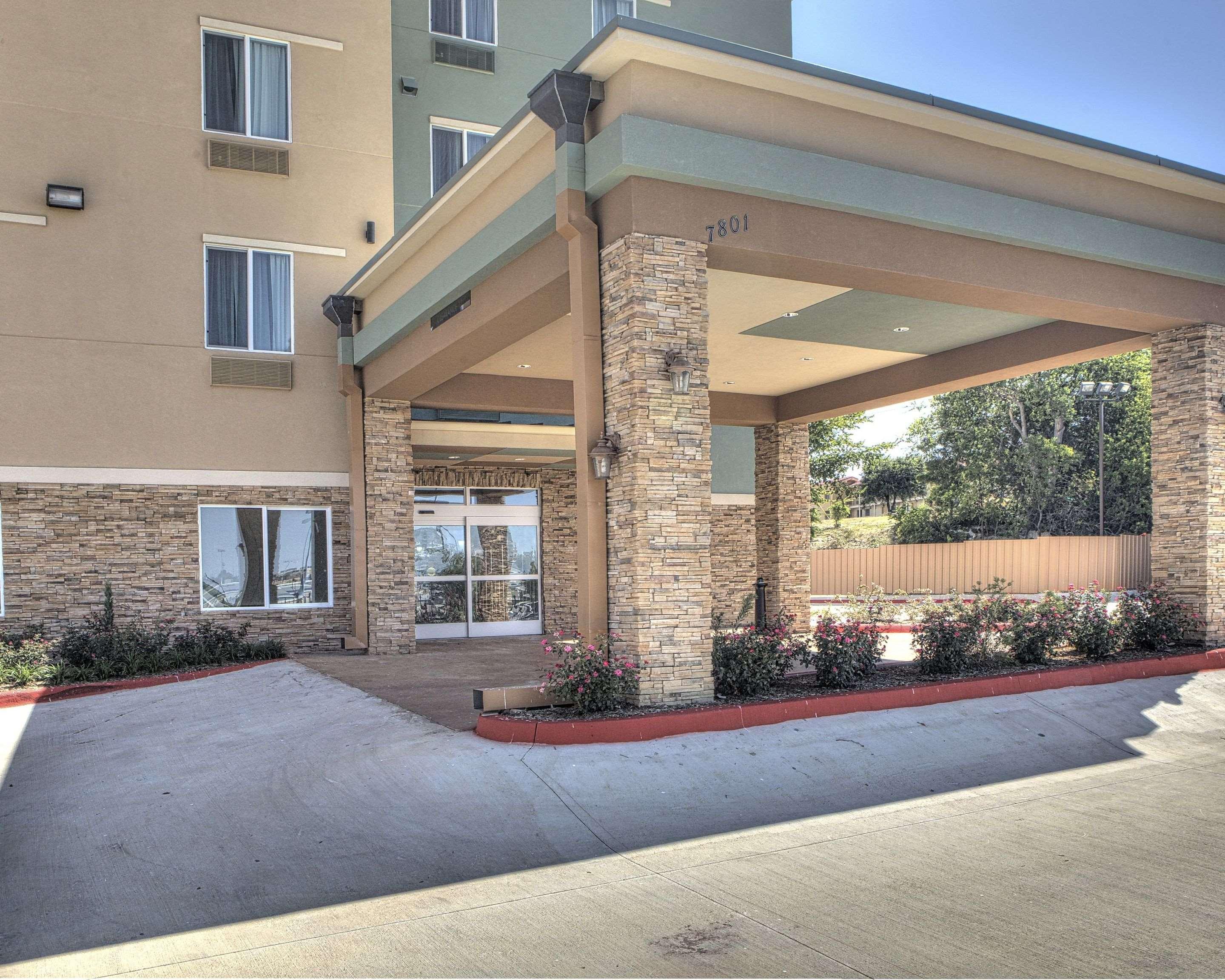 Comfort Inn & Suites, White Settlement-Fort Worth West, Tx Exterior photo