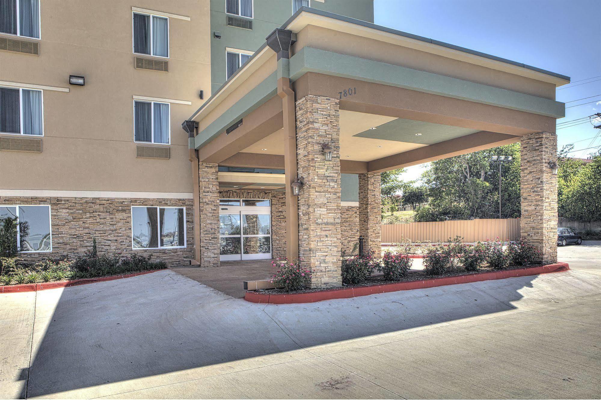 Comfort Inn & Suites, White Settlement-Fort Worth West, Tx Exterior photo